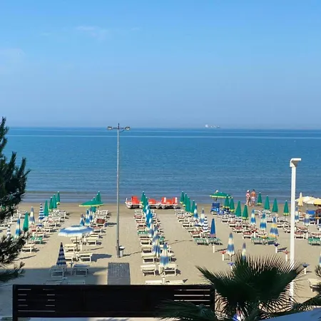 Rumar Hotel Durrës